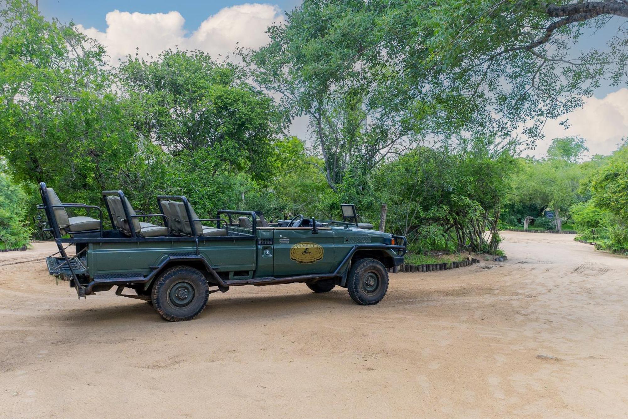 ソーニーブッシュ・ゲーム・リザーブ Tangala Safari Campヴィラ エクステリア 写真